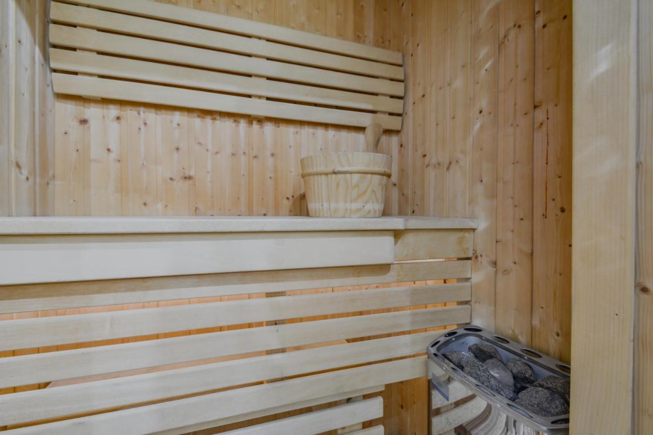 Apartament Rodzinny Hrabiego - Sauna, Centrum Zakopanego Ul Zamoyskiego, Balkon, 2 Sypialnie, Parking, Gorne Krupowki Buitenkant foto